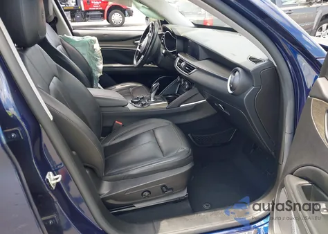 2018 Alfa Romeo Stelvio Ti Awd z USA, uszkodzony, nr VIN ZASFAKBN3J7B81008